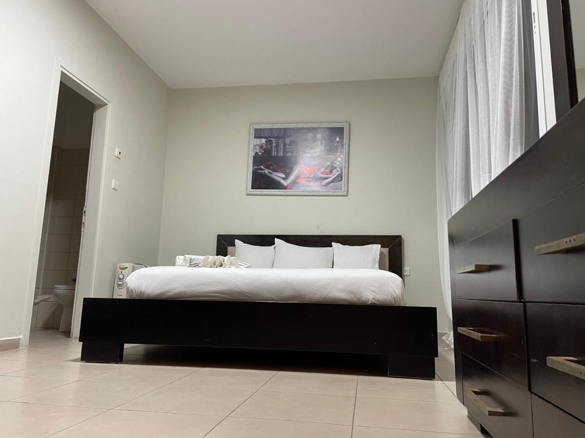 Isralux Apartments Bat Yam Exterior foto